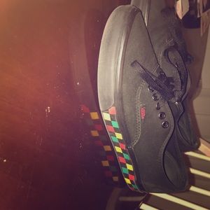 Vans off the wall low top